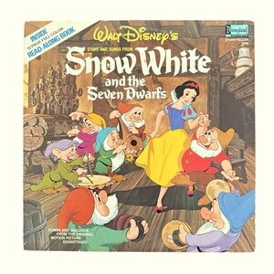 Vintage Disneyland Snow White Vinyl Record & Read Along Book Record with Flaws